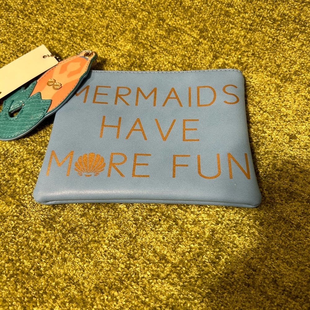Hang Accessories Mermaids Have More Fun Wristlet New - Picture 4 of 7